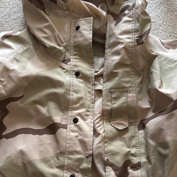 Men’s Camouflage Hooded Jacket - Picture 4 of 7